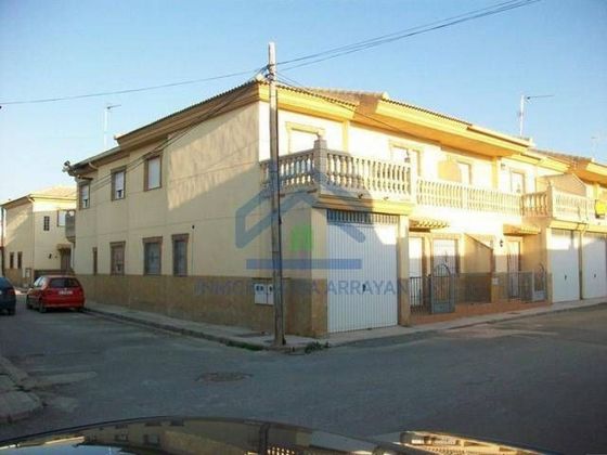 Foto 1 de Casa en venda a calle Europa de 3 habitacions amb garatge