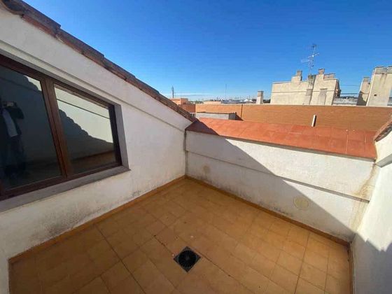 Foto 2 de Àtic en venda a calle Vicente Badía de 3 habitacions amb terrassa i garatge
