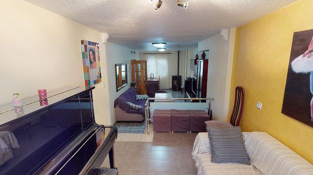Foto 2 de Chalet en venta en Molina de Segura ciudad de 5 habitaciones con terraza y aire acondicionado