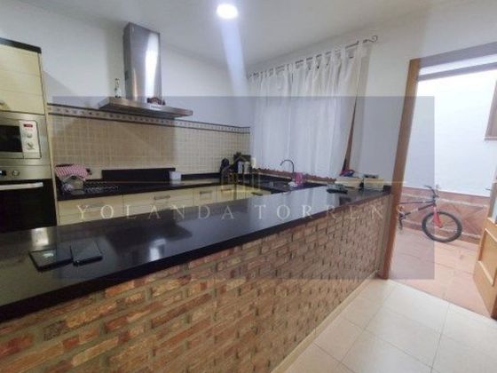 Foto 2 de Casa en venta en La Paz de 3 habitaciones con terraza y aire acondicionado