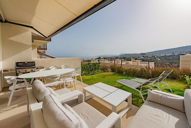 Foto 2 de Casa en venda a Chullera de 4 habitacions amb terrassa i piscina