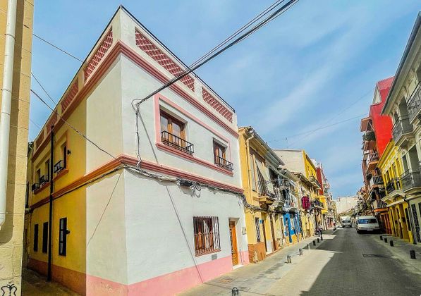 Foto 1 de Casa en alquiler en calle Del Rosari de 3 habitaciones con terraza y muebles