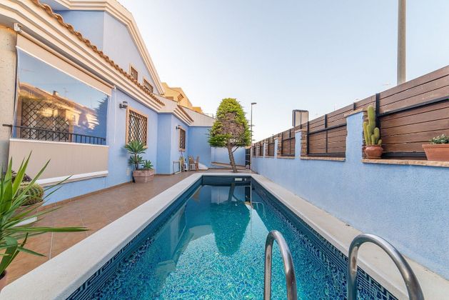Foto 1 de Venta de chalet en San Javier de 5 habitaciones con terraza y piscina