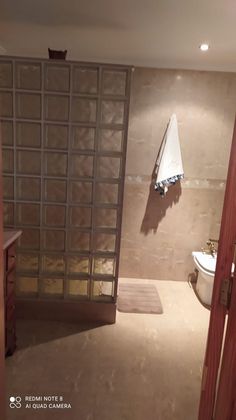 Foto 2 de Xalet en venda a Benicalap de 4 habitacions amb terrassa i aire acondicionat