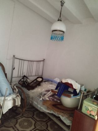 Foto 1 de Venta de casa adosada en Chelva de 3 habitaciones y 130 m²