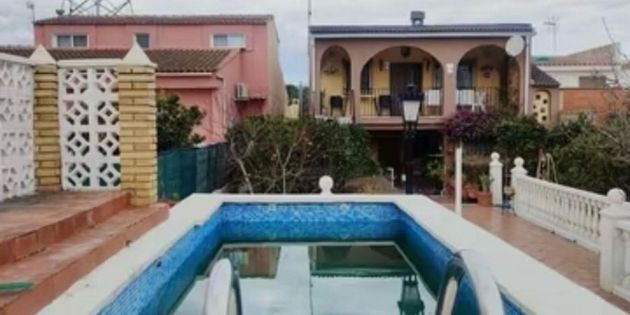 Foto 1 de Xalet en venda a Alameda Park de 6 habitacions amb terrassa i piscina
