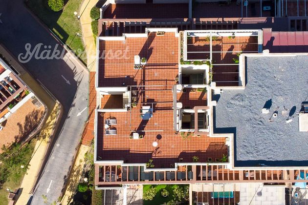 Foto 1 de Ático en venta en Benajarafe – Almayate de 2 habitaciones con terraza y piscina