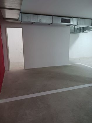 Foto 2 de Garatge en lloguer a calle Compromiso Caspe de 11 m²
