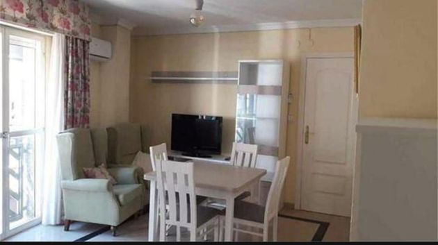 Foto 1 de Piso en alquiler en calle Palacio de Congresos de 2 habitaciones con muebles y aire acondicionado