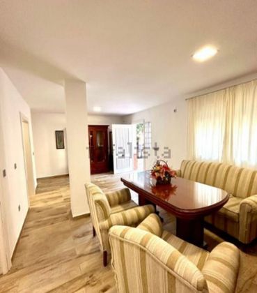 Foto 1 de Alquiler de piso en calle Lagartijillo de 3 habitaciones con terraza y muebles