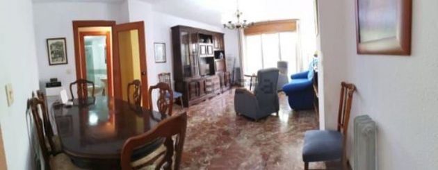 Foto 1 de Pis en lloguer a calle Abén Humeya de 3 habitacions amb terrassa i mobles