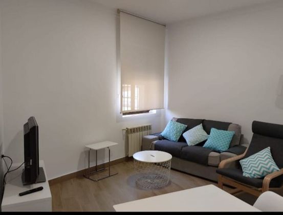 Foto 2 de Piso en alquiler en calle Ribera del Beiro de 3 habitaciones con muebles y calefacción