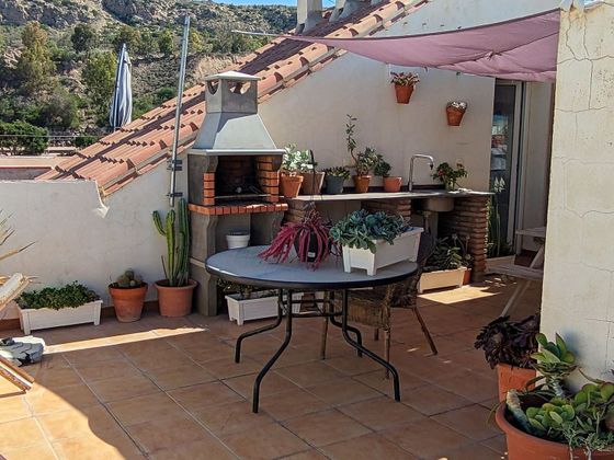 Foto 2 de Venta de chalet en El Candado - El Palo de 4 habitaciones con terraza y piscina