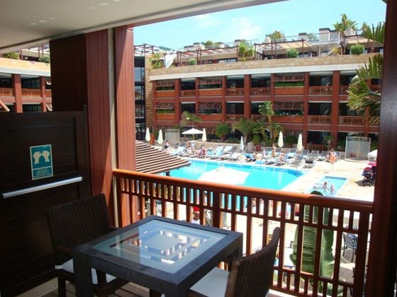 Foto 2 de Pis en venda a Puerto Banús de 3 habitacions amb terrassa i piscina