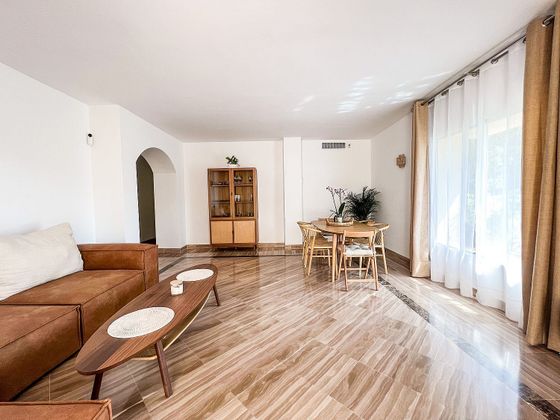 Foto 2 de Piso en alquiler en Los Monteros - Bahía de Marbella de 2 habitaciones con terraza y piscina