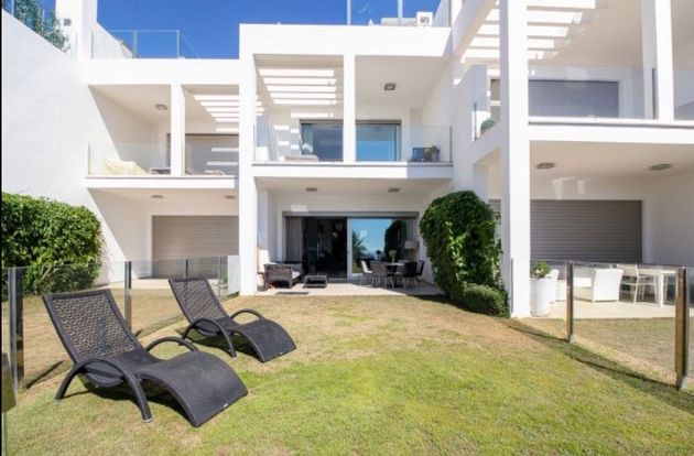 Foto 2 de Alquiler de casa en calle Nagueles de 4 habitaciones con terraza y piscina