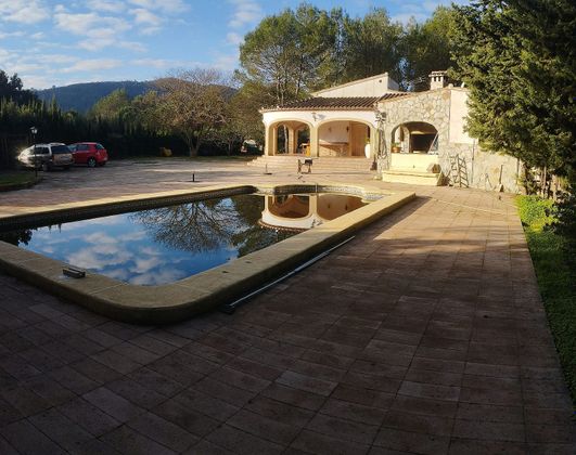 Foto 2 de Xalet en venda a calle La Llacuna de 4 habitacions amb terrassa i piscina