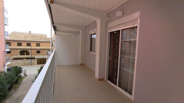 Foto 1 de Pis en venda a Piles de 3 habitacions amb garatge i balcó