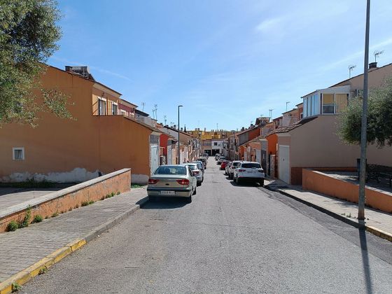 Foto 1 de Casa en venda a Coria del Río de 3 habitacions amb terrassa i garatge