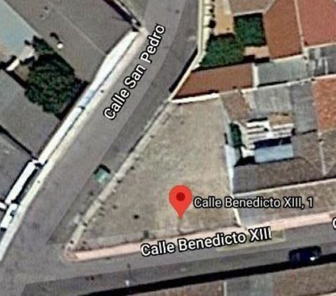Foto 1 de Venta de terreno en calle Benedicto XIII de 242 m²