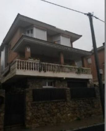 Foto 1 de Casa en venta en calle De Las Amapolas de 5 habitaciones y 259 m²