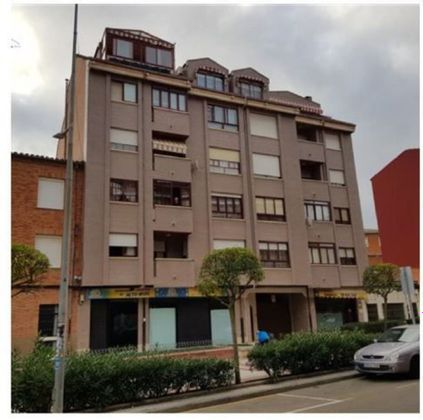 Foto 1 de Pis en venda a avenida Maragatos de 3 habitacions i 121 m²