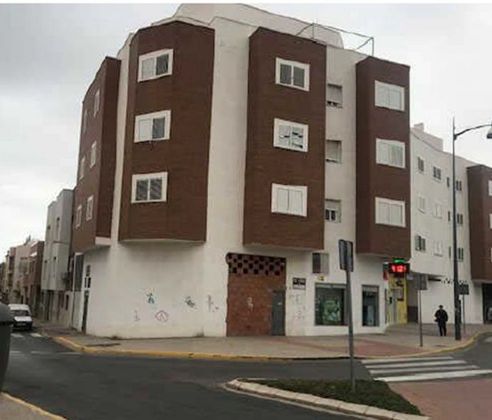 Foto 1 de Pis en venda a calle Manolo Escobar de 2 habitacions i 88 m²