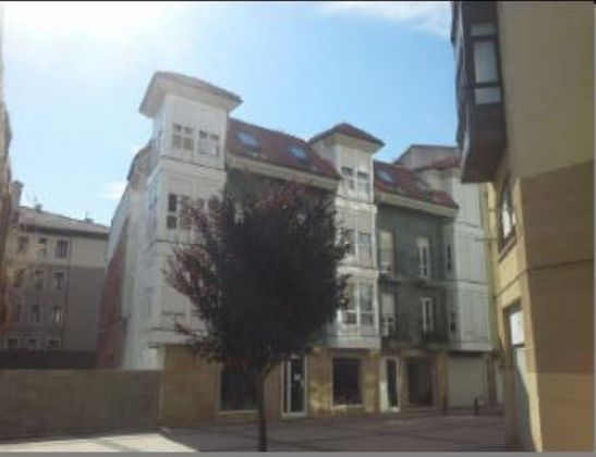 Foto 1 de Venta de piso en calle San Sebastián de 2 habitaciones y 77 m²