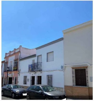 Foto 1 de Casa en venda a calle Cristobal Colon de 3 habitacions i 138 m²