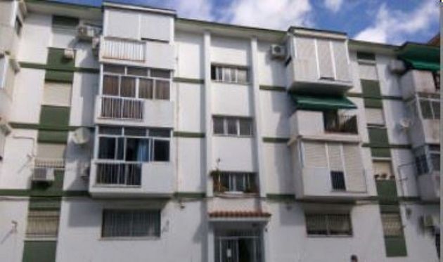 Foto 1 de Venta de piso en calle Gerónimo Jiménez de 3 habitaciones y 82 m²