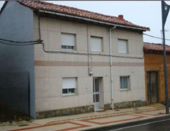 Foto 1 de Casa adosada en venta en Ferral del Besnega de 4 habitaciones y 160 m²