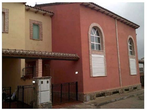 Foto 1 de Casa en venda a calle Castillala Mancha de 3 habitacions i 194 m²