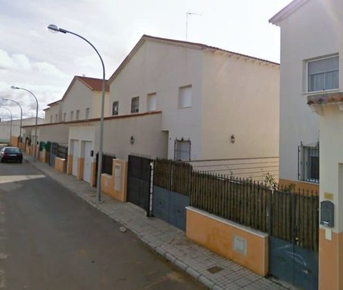 Foto 2 de Casa en venta en calle Pio Baroja de 3 habitaciones y 135 m²