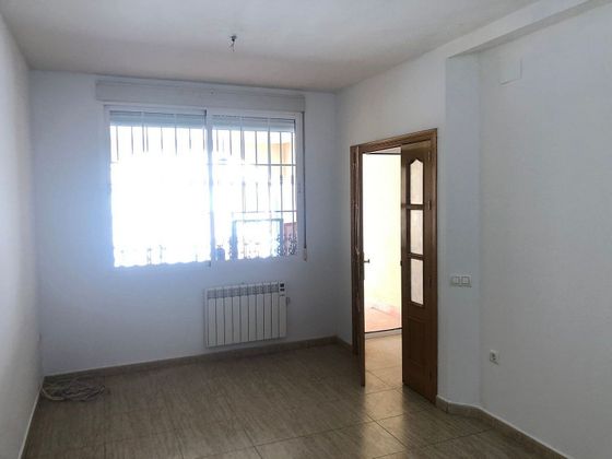 Foto 1 de Casa en venda a calle Júcar de 3 habitacions i 186 m²