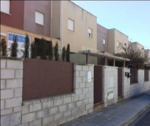 Foto 1 de Venta de casa en calle Canarias de 3 habitaciones y 214 m²