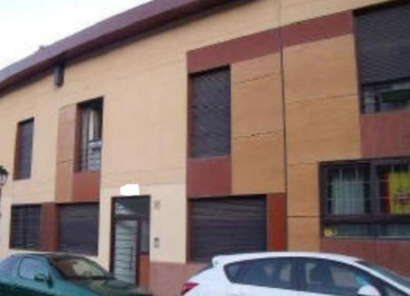 Foto 1 de Pis en venda a calle De Carracastillo de 3 habitacions i 73 m²