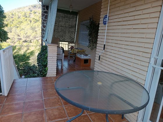 Foto 1 de Casa en venda a urbanización El Paraíso de 3 habitacions amb terrassa i piscina