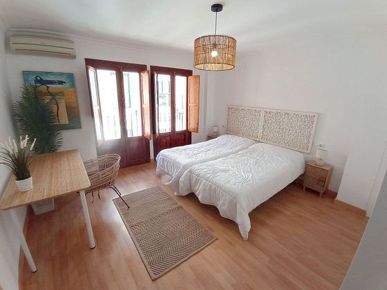 Foto 1 de Pis en lloguer a Ensanche Centro - Puerto de 4 habitacions amb terrassa i mobles