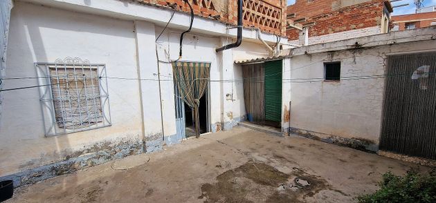 Foto 1 de Casa adossada en venda a Picassent de 7 habitacions amb terrassa i garatge
