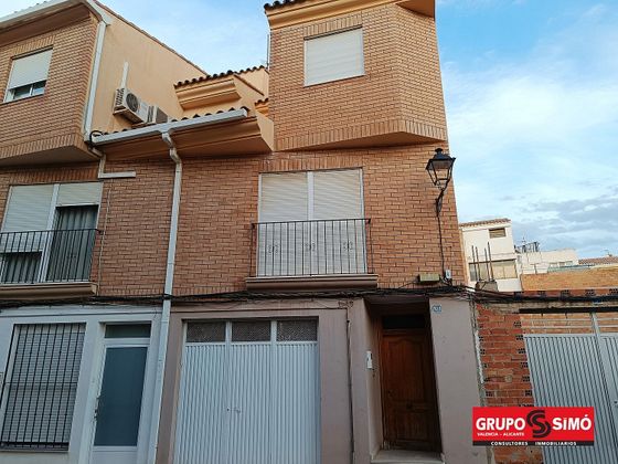 Foto 1 de Casa en venda a Chilches (Castellón/Castelló) de 4 habitacions amb terrassa i garatge