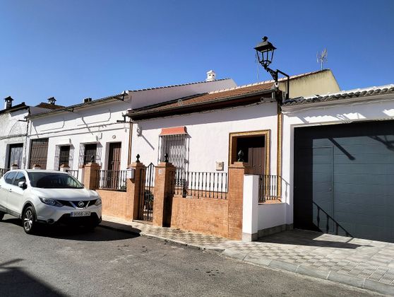 Foto 2 de Casa adosada en venta en calle La Pinta de 2 habitaciones con terraza y aire acondicionado