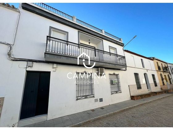 Foto 2 de Casa en venda a calle Nuestra Señora de Los Clarines de 3 habitacions i 279 m²