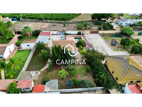 Foto 2 de Xalet en venda a Punta Umbría de 5 habitacions amb terrassa i piscina