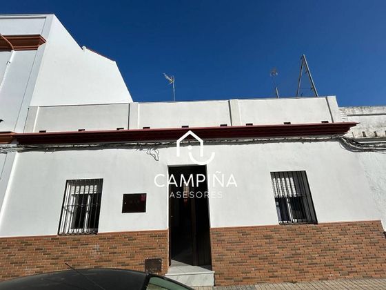 Foto 1 de Casa en venda a calle Sevilla de 2 habitacions amb terrassa