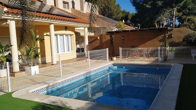 Foto 1 de Alquiler de casa en Totana de 3 habitaciones con terraza y piscina