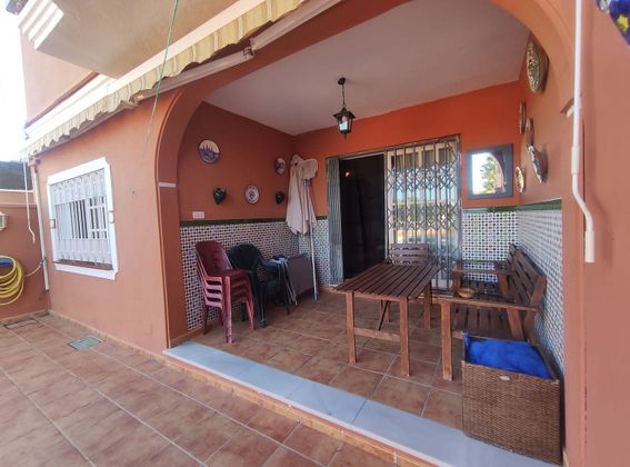 Foto 2 de Casa adossada en venda a Añoreta Golf - Paraíso del Sol de 5 habitacions amb terrassa i piscina