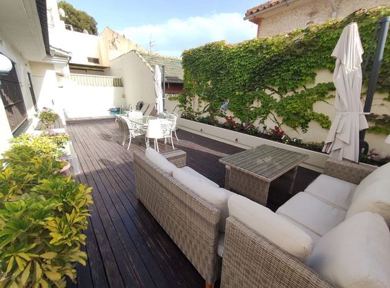 Foto 1 de Chalet en venta en Pedregalejo de 4 habitaciones con terraza y piscina