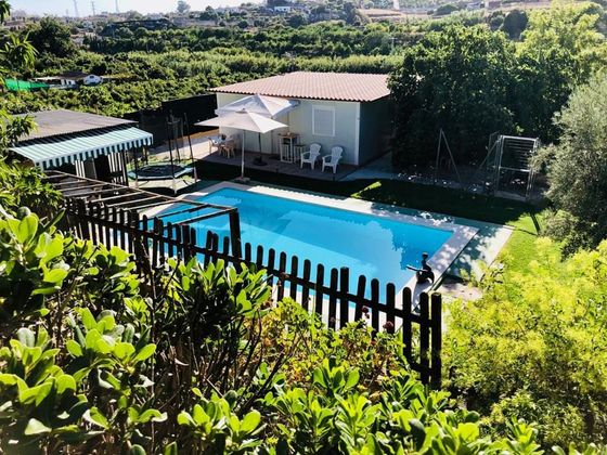 Foto 1 de Casa rural en venda a calle La Cala de 3 habitacions amb terrassa i piscina
