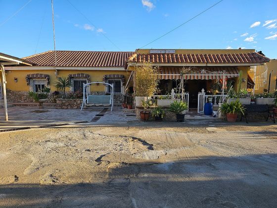 Foto 1 de Chalet en venta en Moralet - Cañada del Fenollar de 6 habitaciones con piscina y jardín