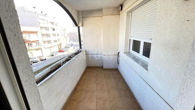 Foto 1 de Pis en venda a avenida Diputación Provincial de 3 habitacions amb terrassa